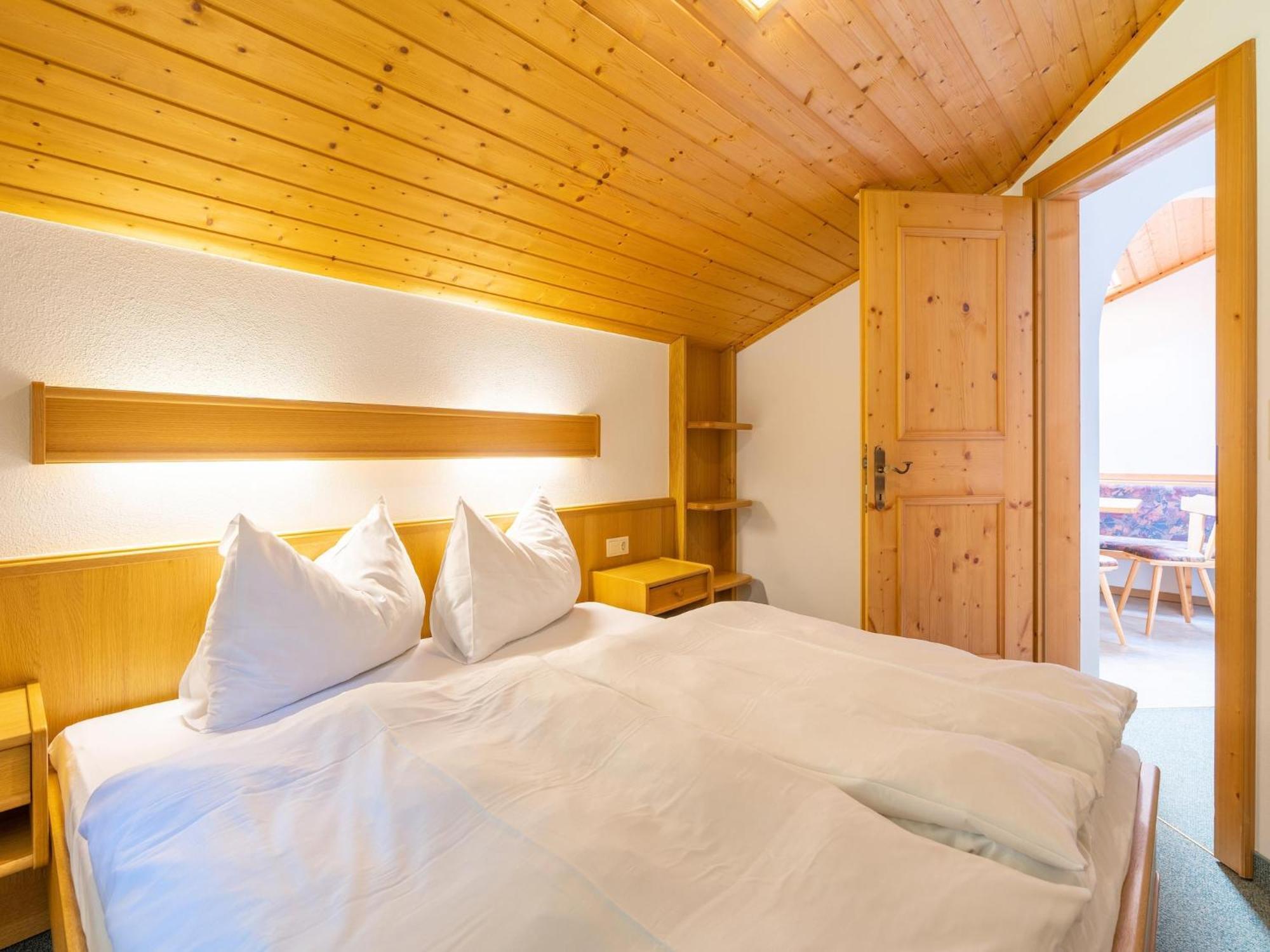 Beautiful Apartment In Mittersill With Balcony Exterior foto